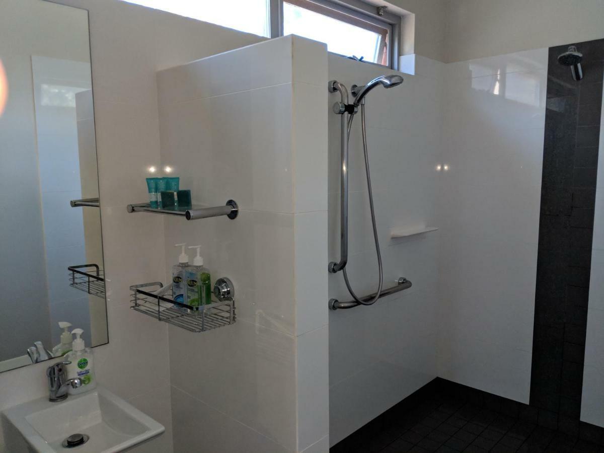 Hanover Bay Apartments Олбани Екстериор снимка